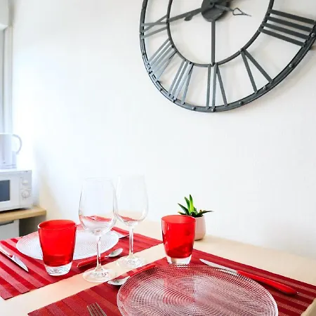 1er Mai Apartment